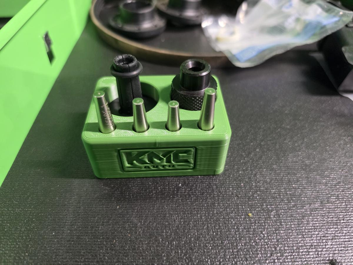 Green KMC AUTO 3D-printed GM245 injector seal tool holder, front view